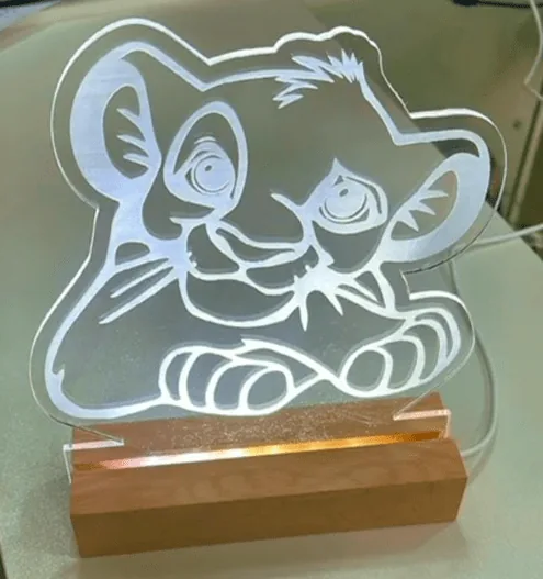 Lámpara rey león personalizada con foto o logo