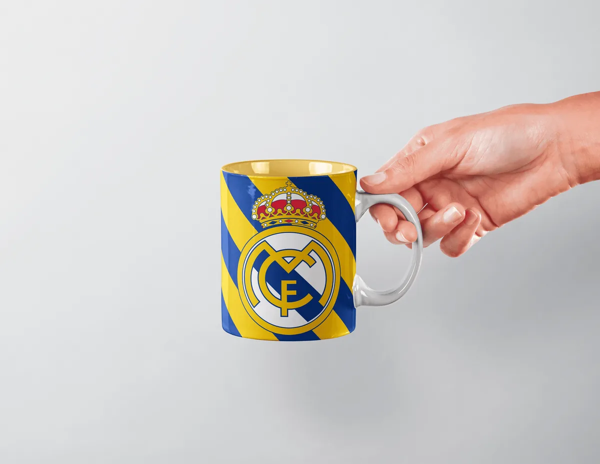 Taza escudos fútbol personalizada — vista 5
